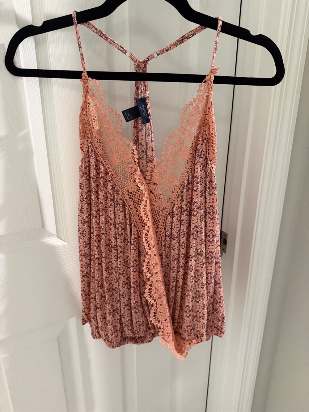 Daytrip Dusty Rose Floral Lace-Trim Tank - Picture 4 of 4